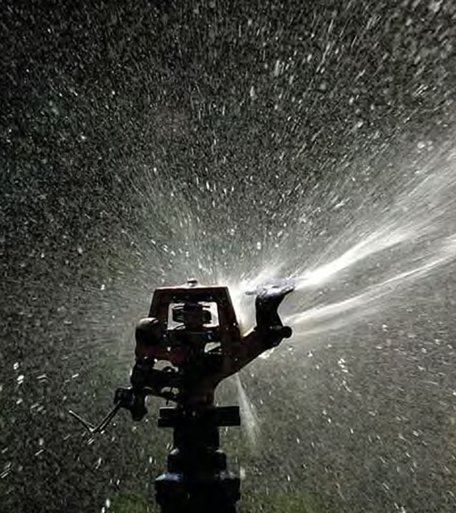 آبیاری قطره ای هوشمند در اصفهان